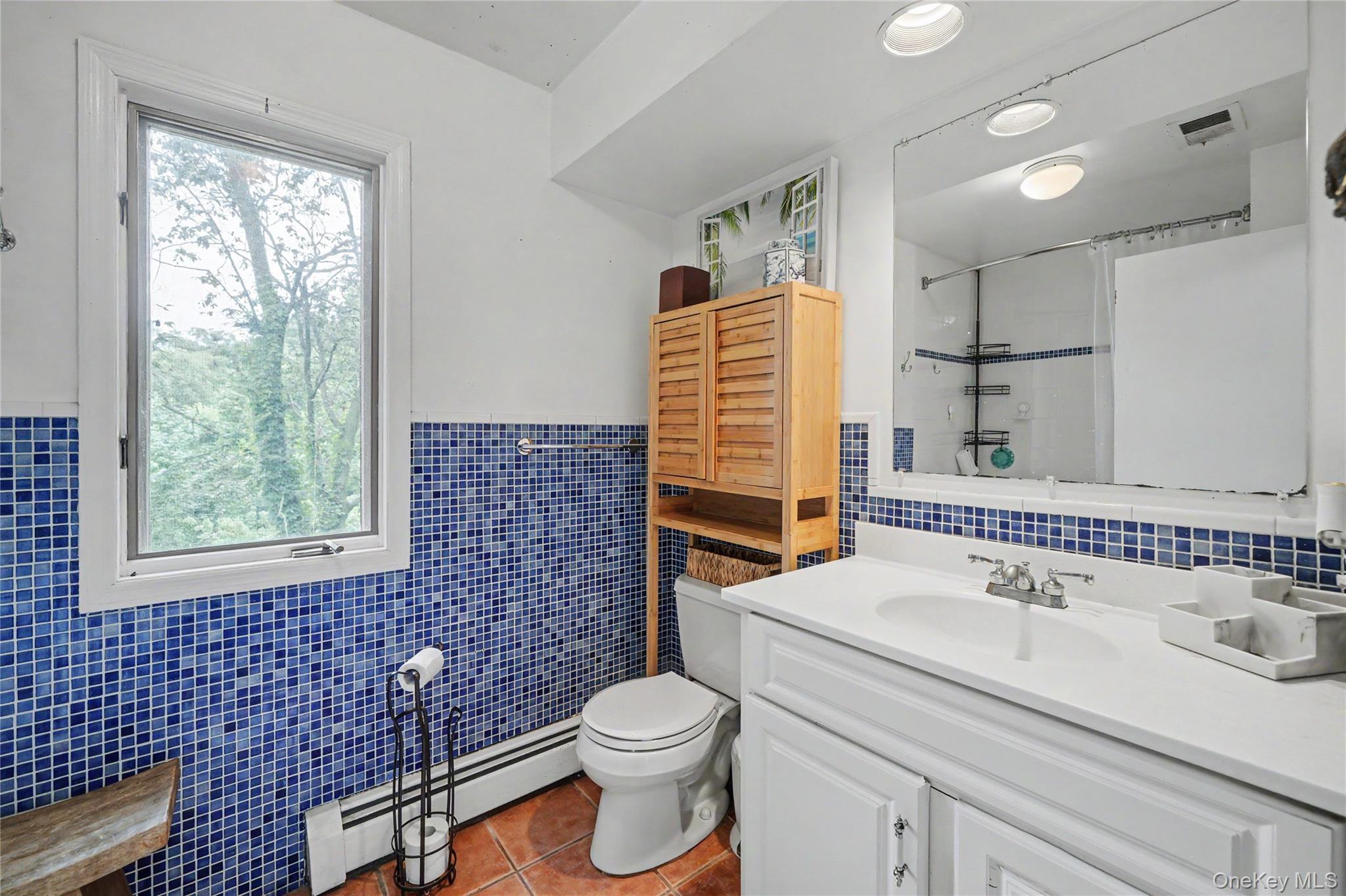 811 Eagle Bay Drive 811 Property Photo 22