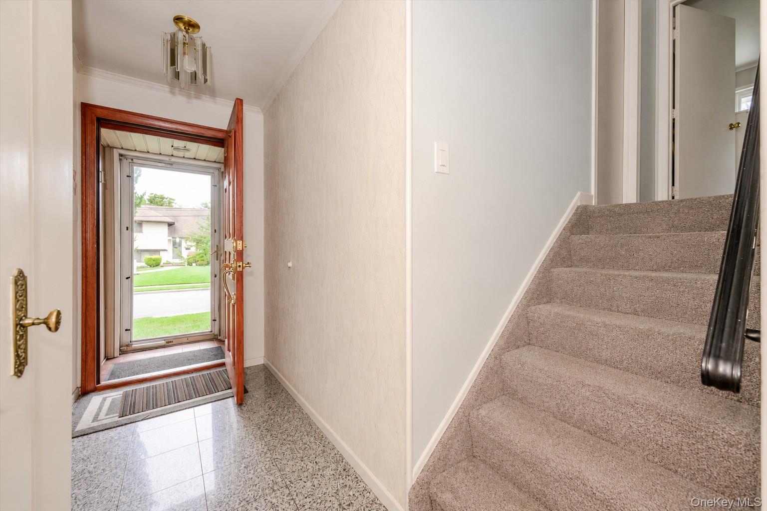 312 W Waukena Avenue Property Photo 11