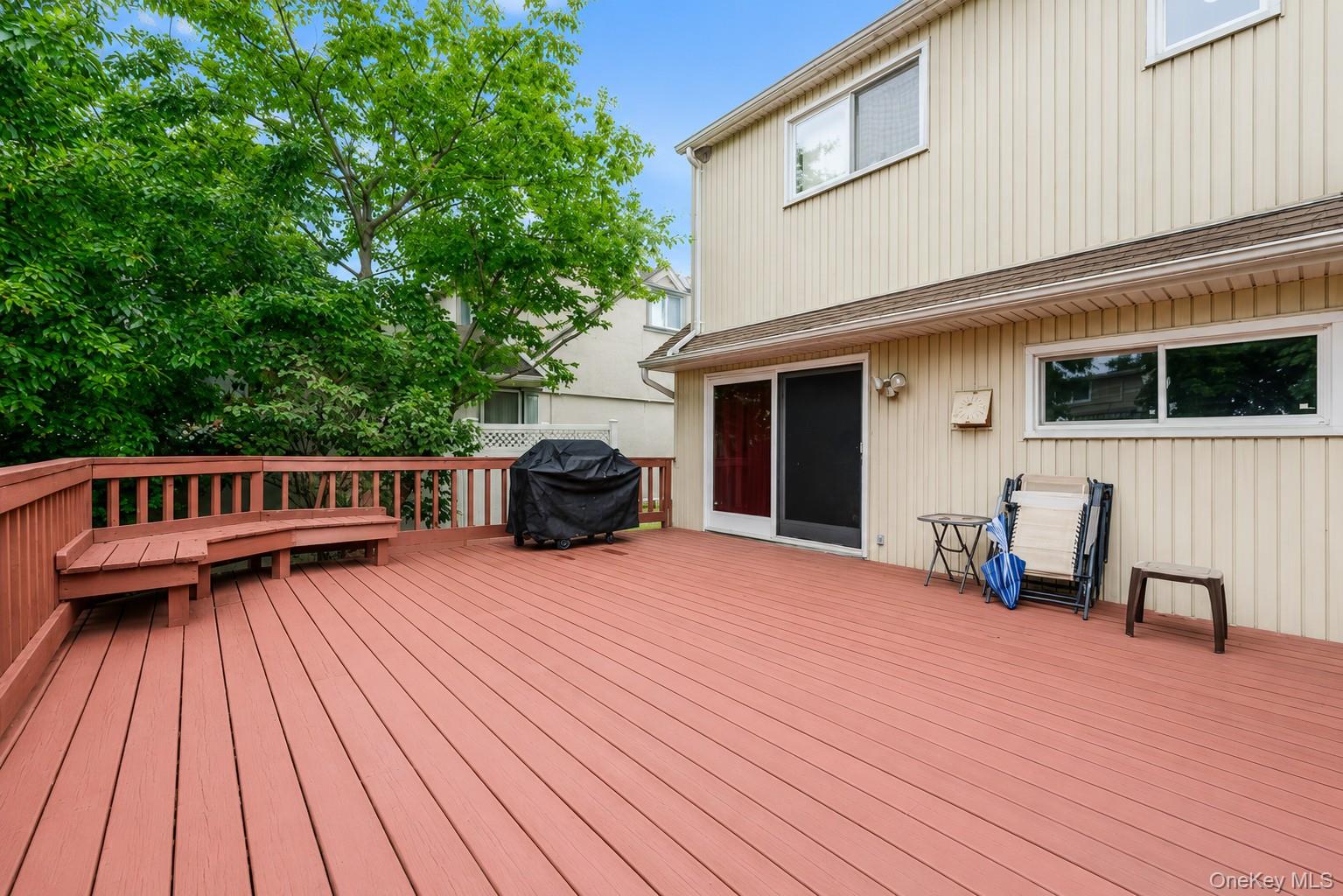 312 W Waukena Avenue Property Photo 18