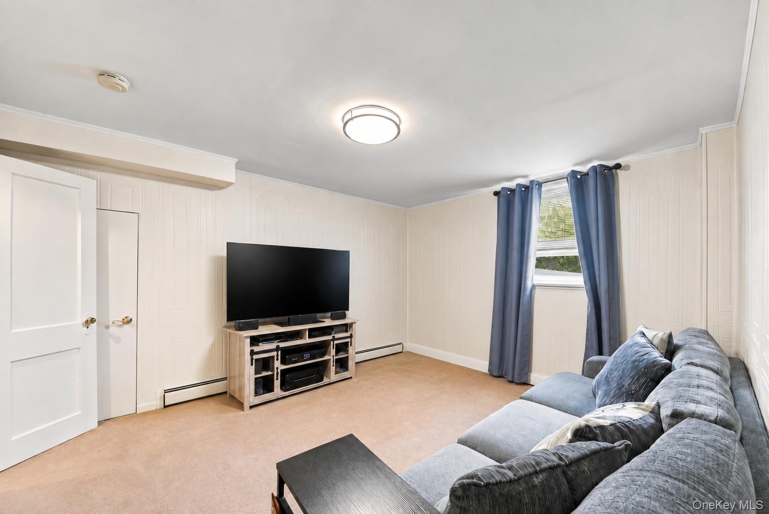 786 Mile Square Road Property Photo 16