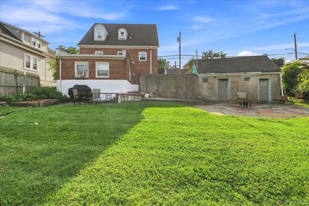 786 Mile Square Road Property Photo 24