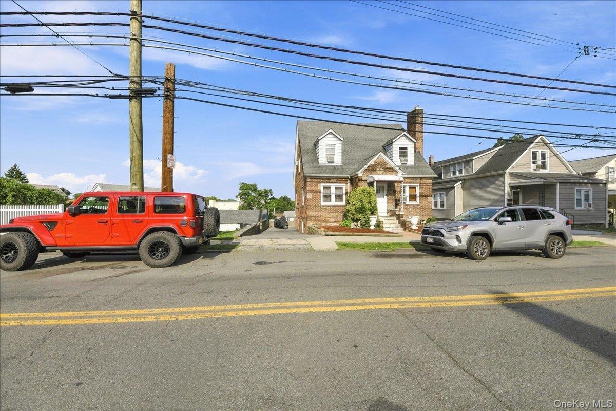 786 Mile Square Road Property Photo 25