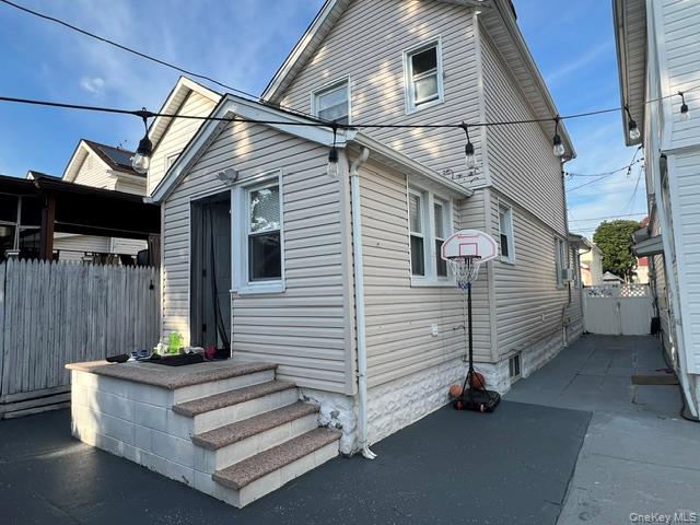 11522 124th Street Property Photo 7