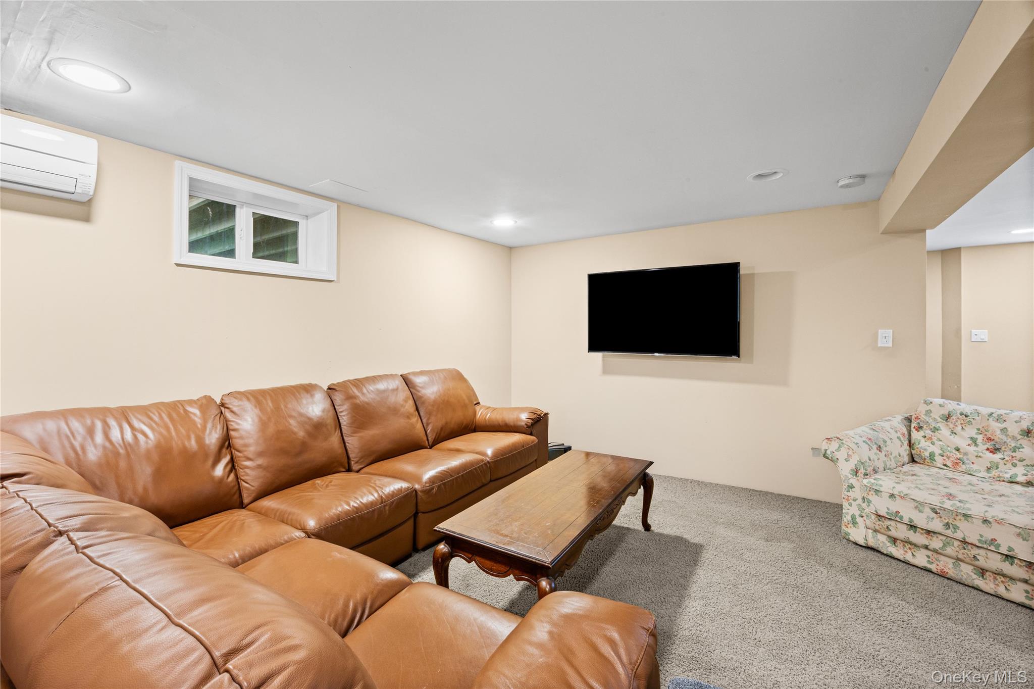 45 Marbeth Circle Property Photo 24