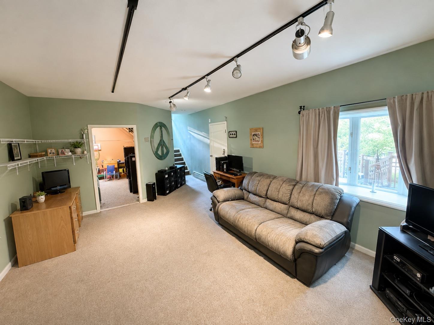 213 Mountaindale Road Property Photo 13