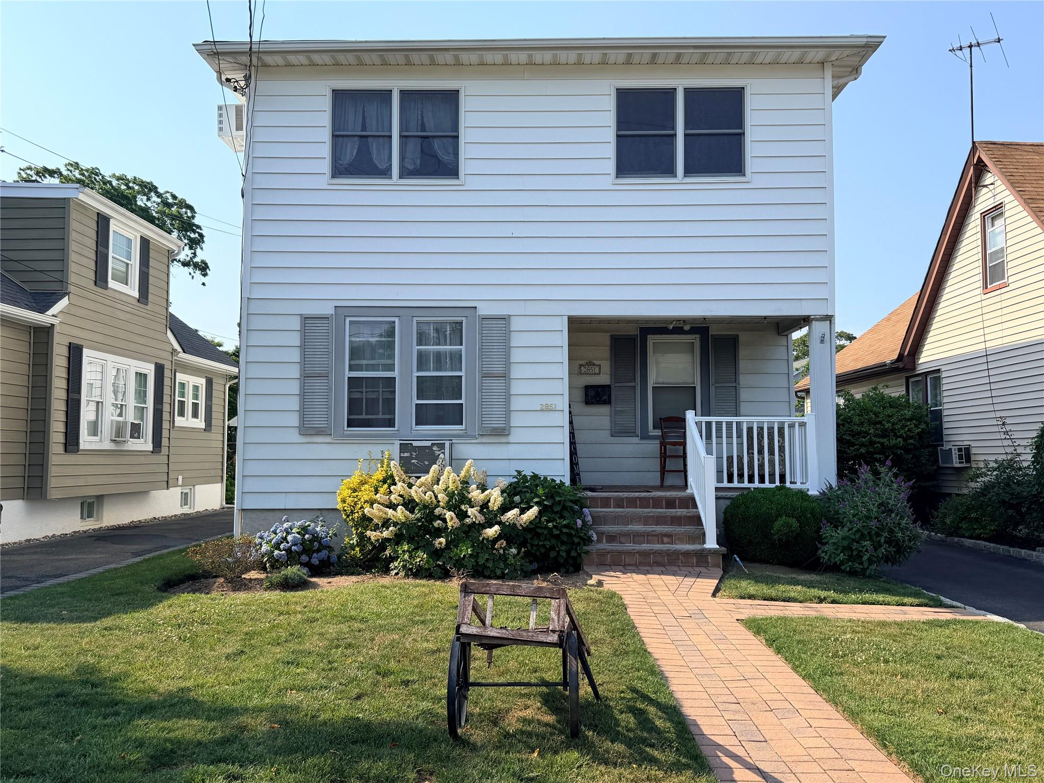 2851 Wilson Avenue Property Photo 1