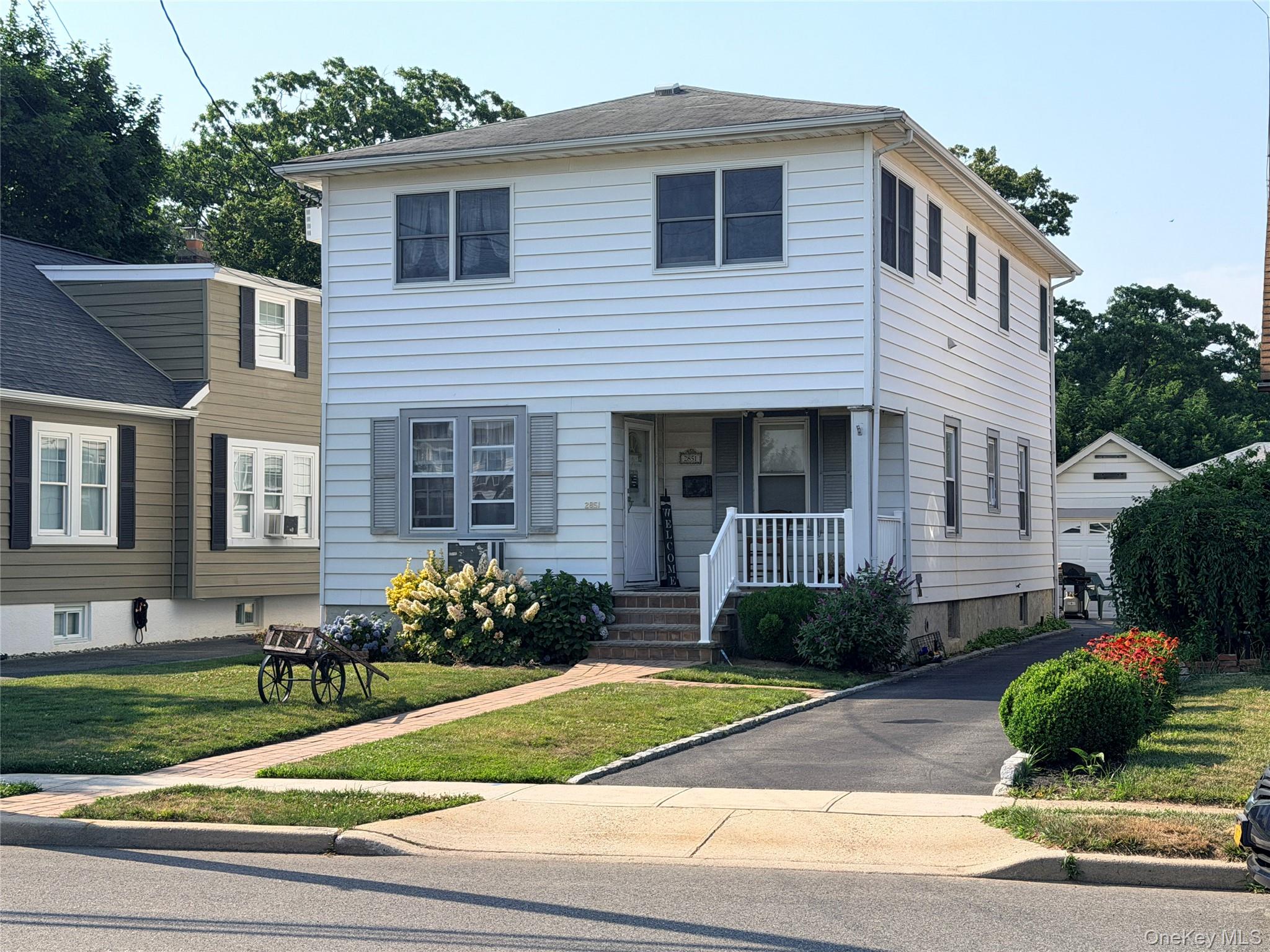 2851 Wilson Avenue Property Photo 2