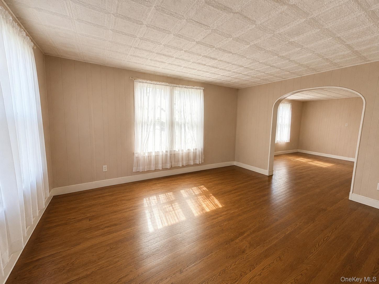 2851 Wilson Avenue Property Photo 4