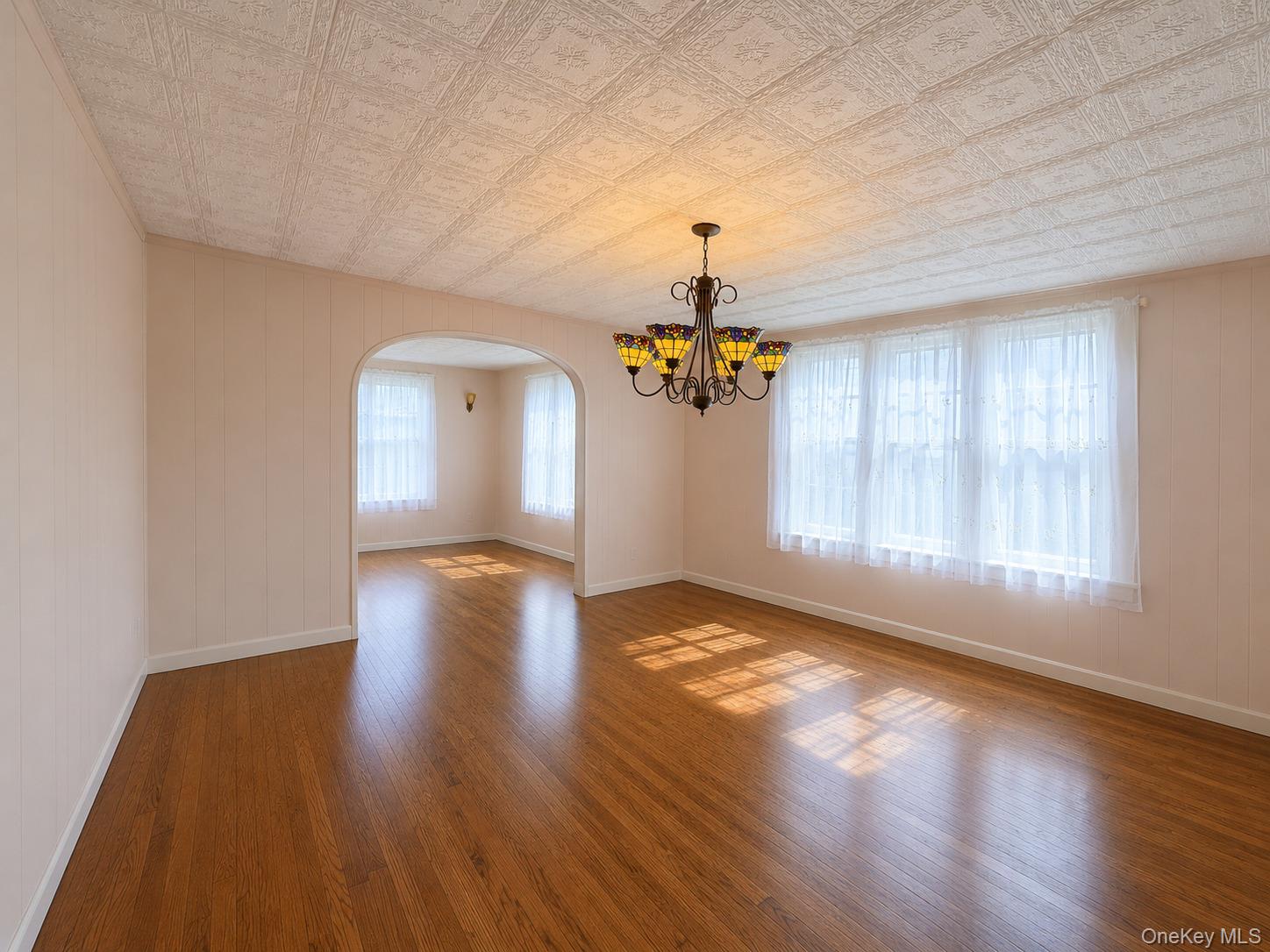 2851 Wilson Avenue Property Photo 5