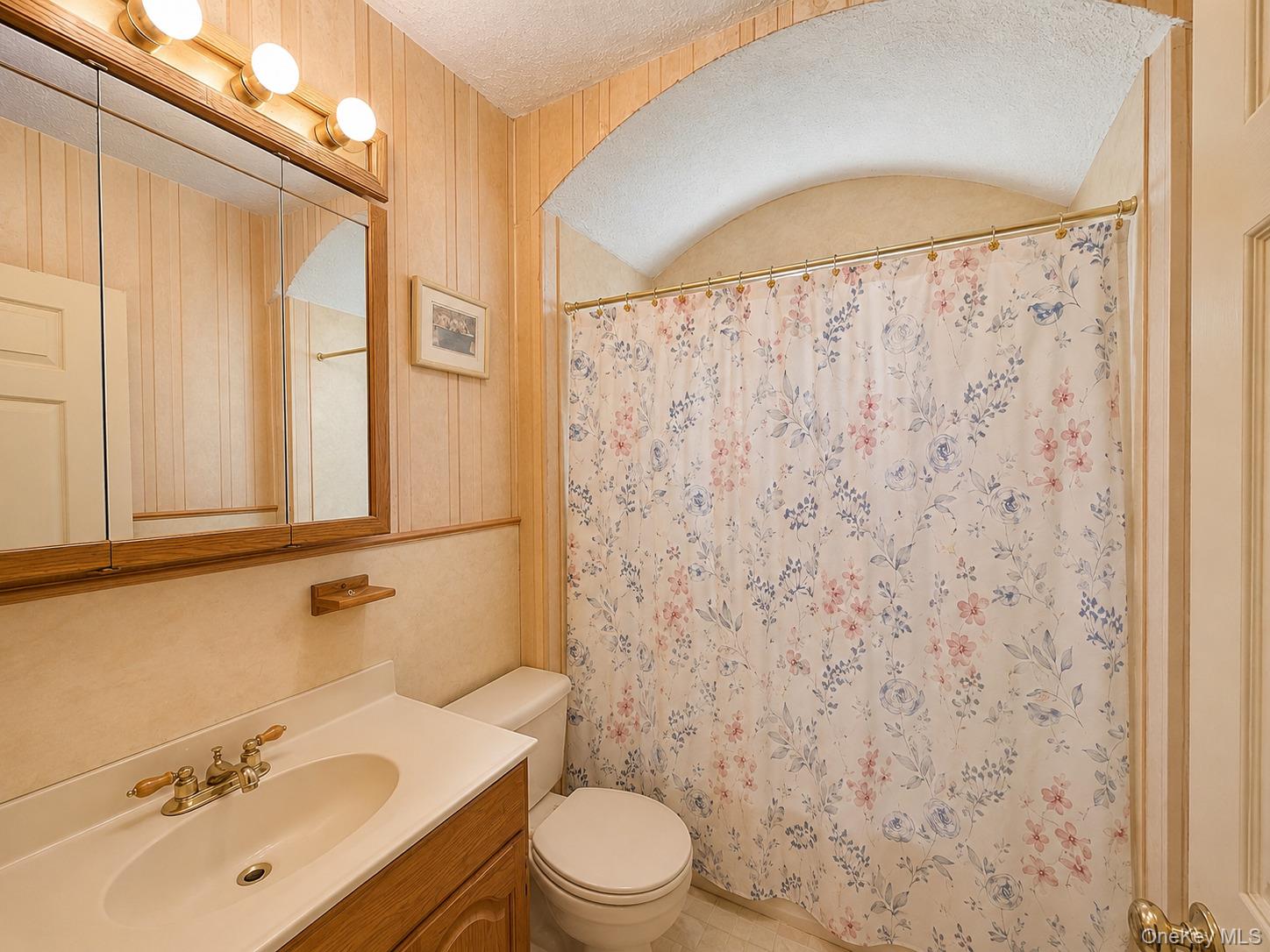 2851 Wilson Avenue Property Photo 8