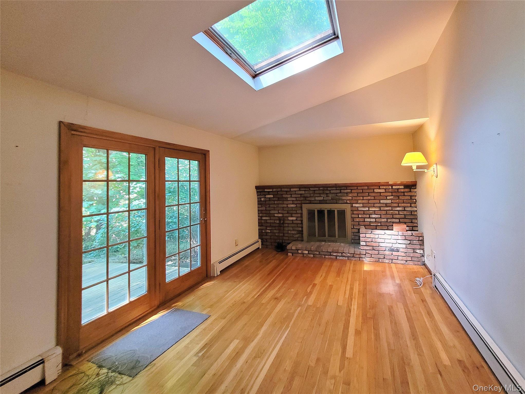 5 Pan Court Property Photo 4