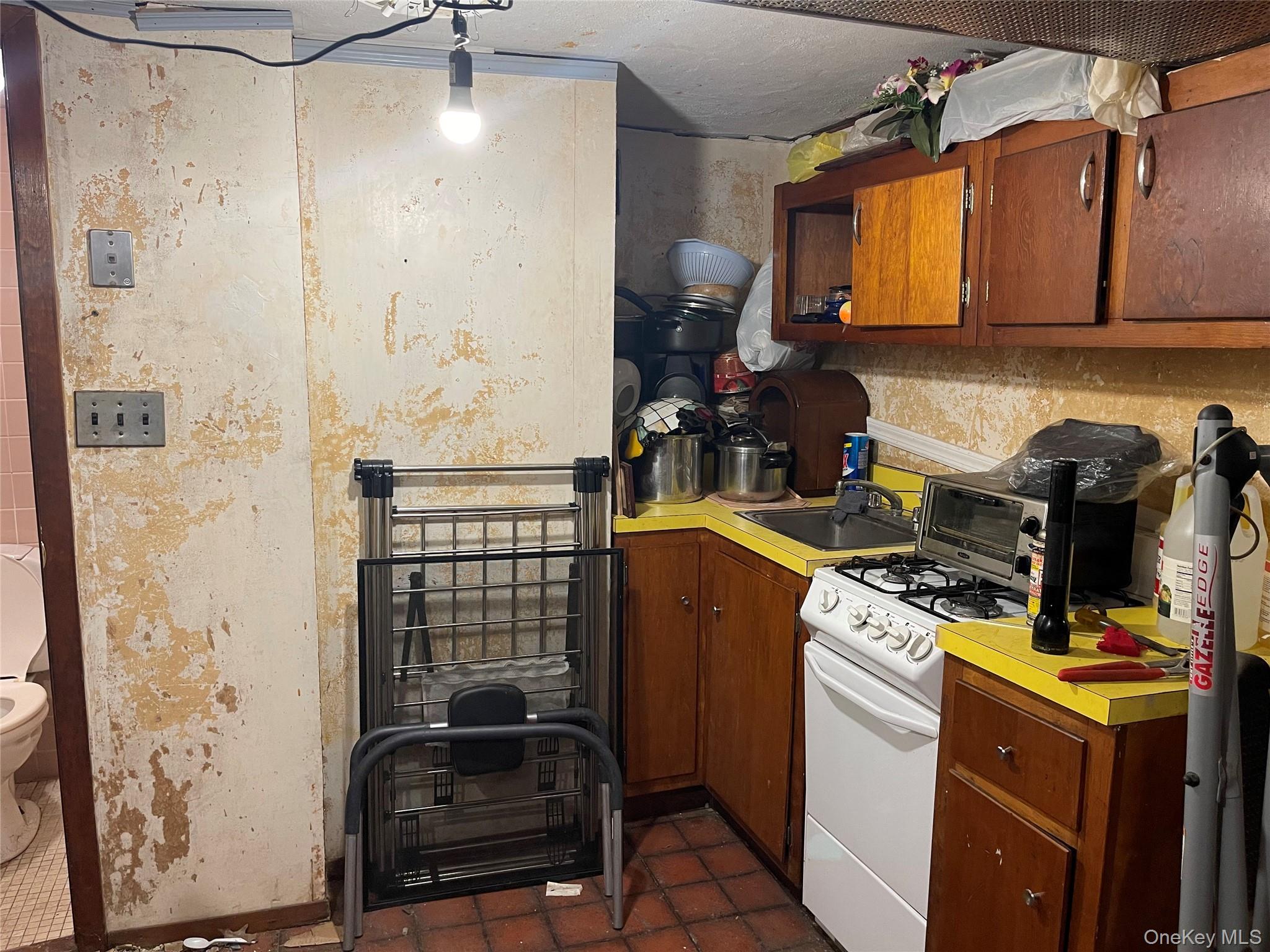 6166 78th Street Property Photo 20