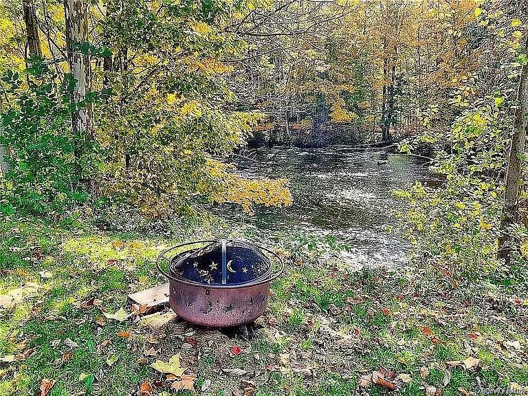 6197 State Route 42 Property Photo 17