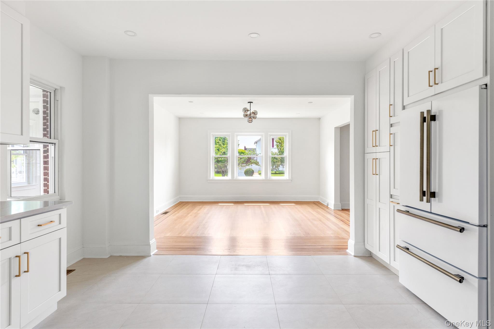 220 Pomander Road Property Photo 3