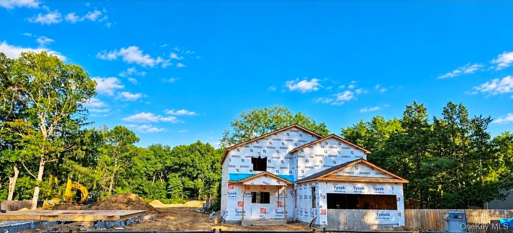 1355 Locust Avenue Property Photo 1