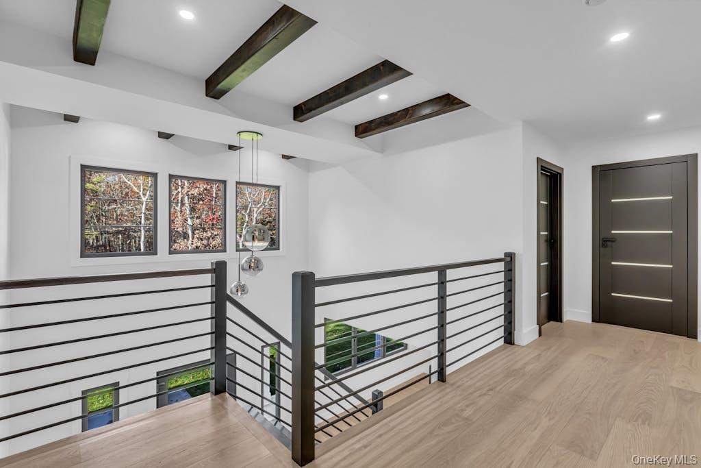 1355 Locust Avenue Property Photo 7