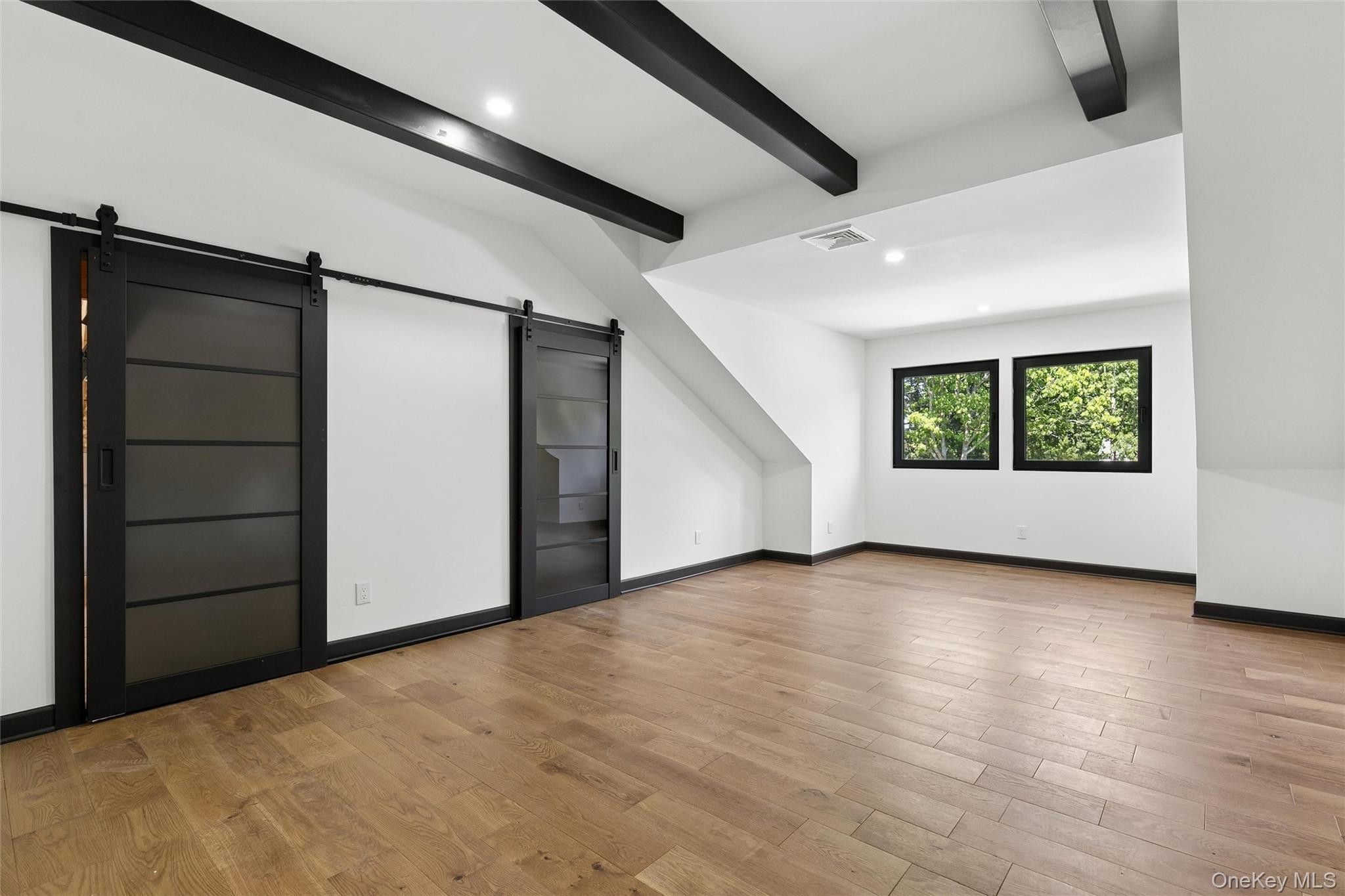 1355 Locust Avenue Property Photo 26