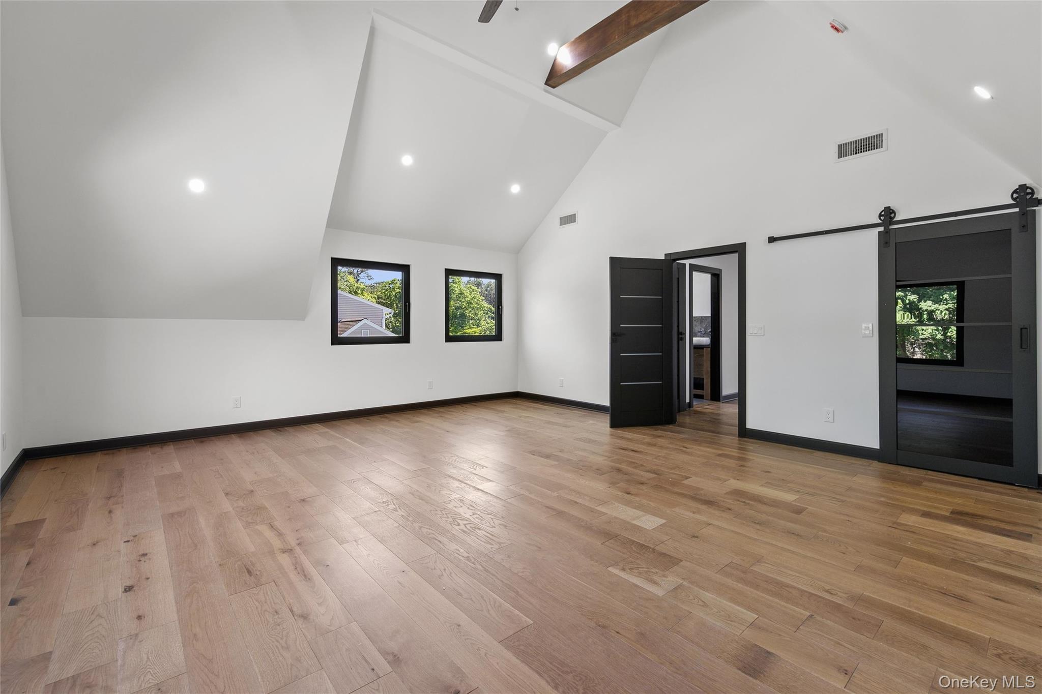 1355 Locust Avenue Property Photo 27