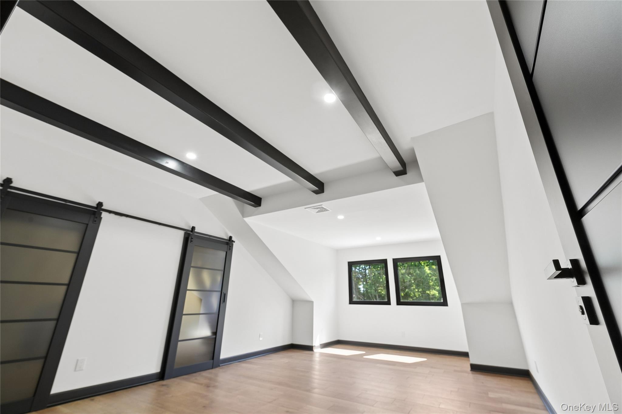 1355 Locust Avenue Property Photo 33
