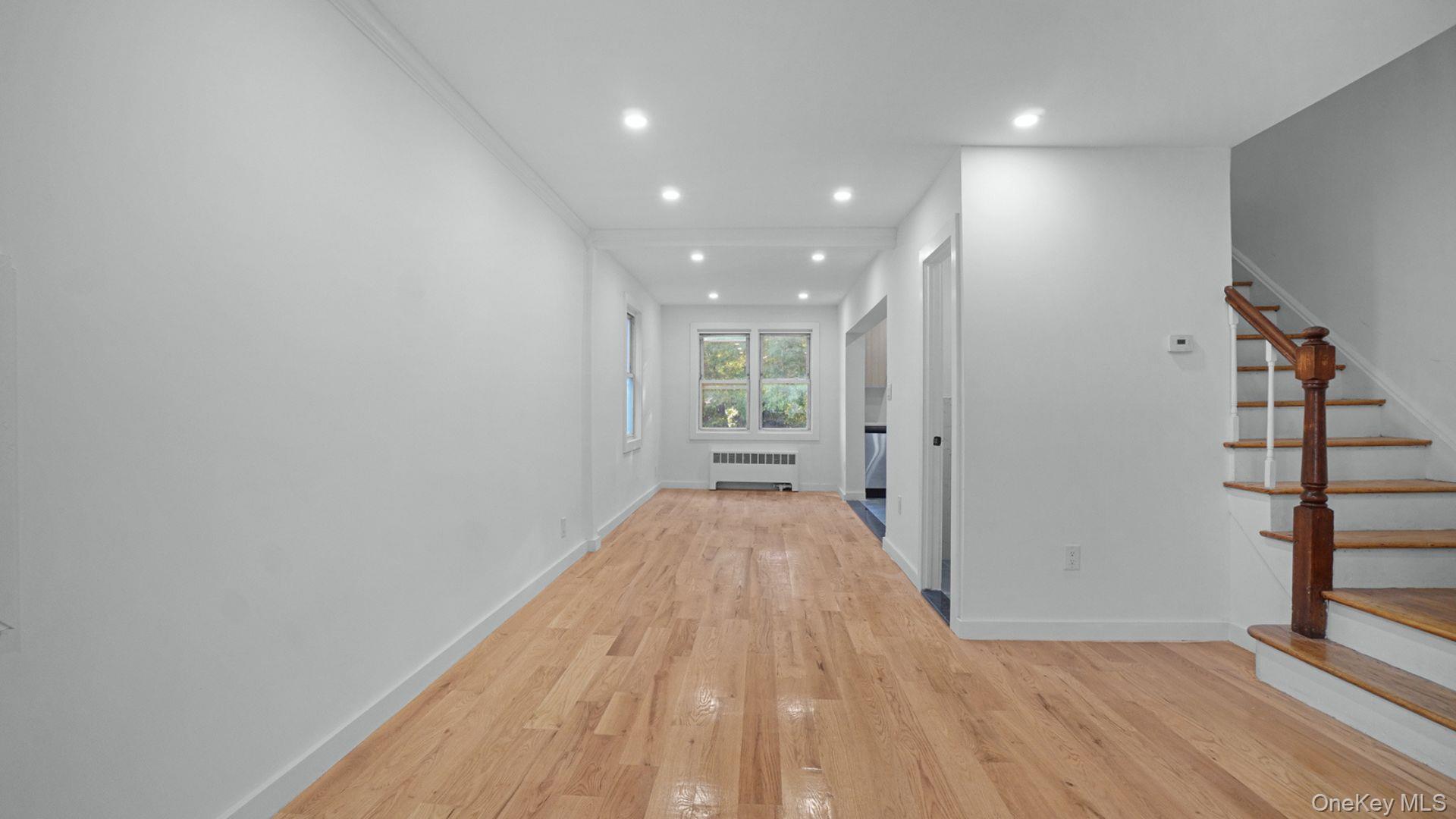 4135 Murdock Avenue Property Photo 10