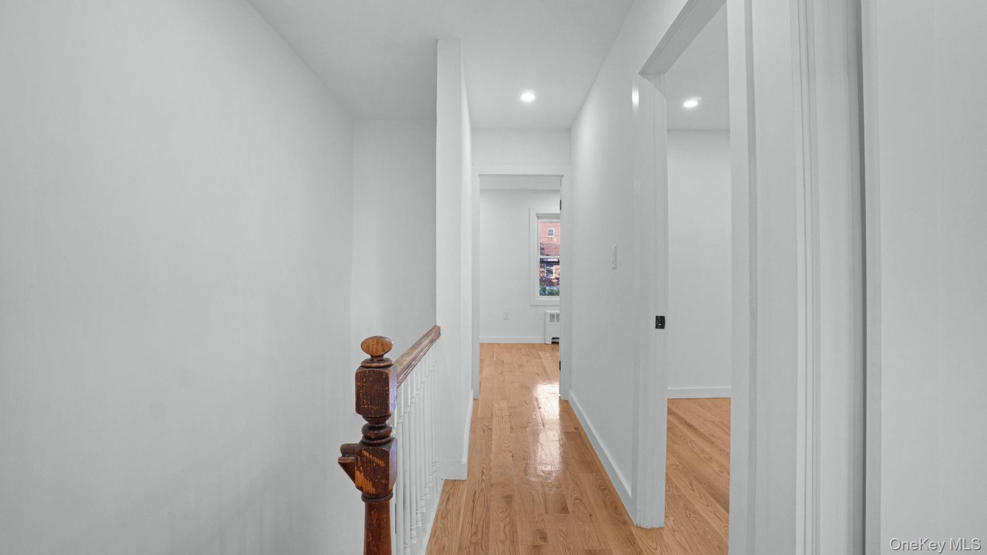 4135 Murdock Avenue Property Photo 13