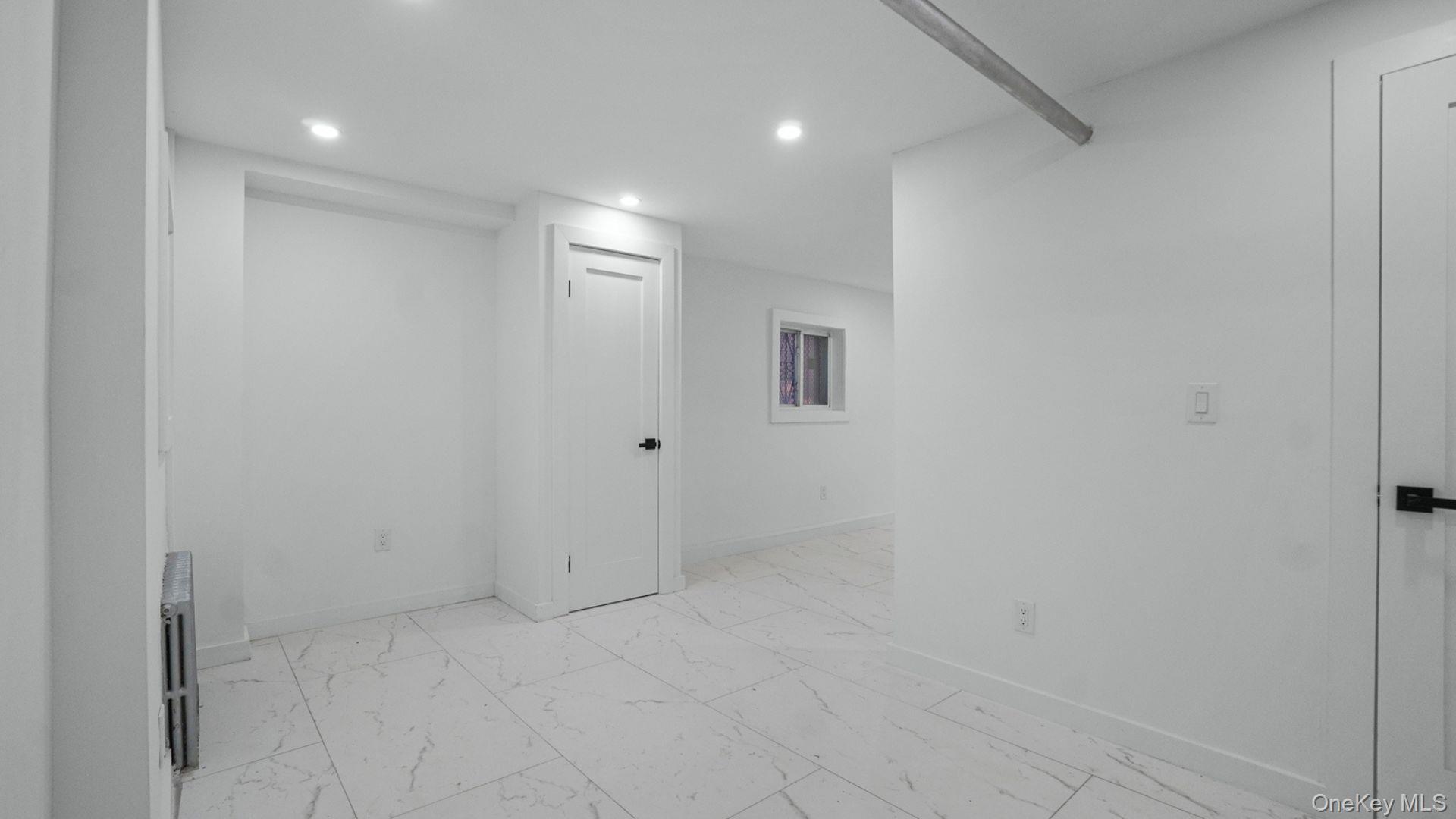 4135 Murdock Avenue Property Photo 18