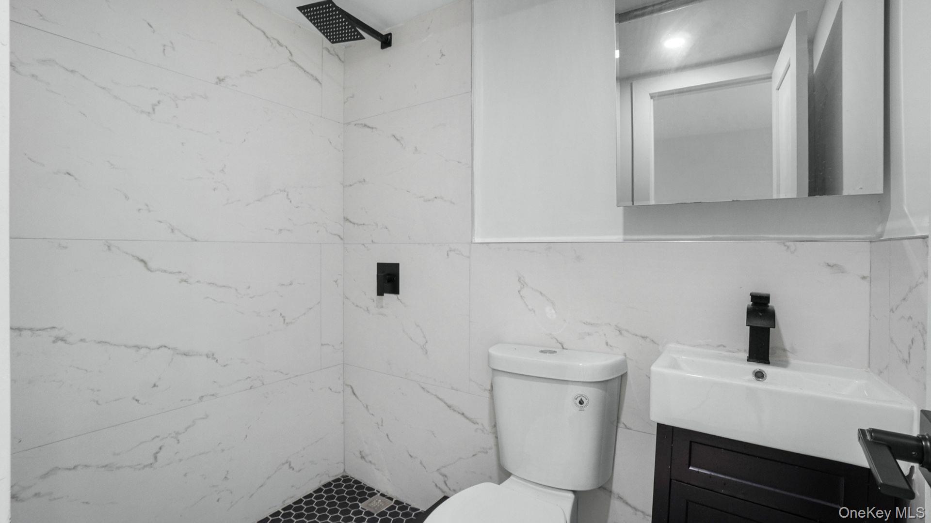 4135 Murdock Avenue Property Photo 22