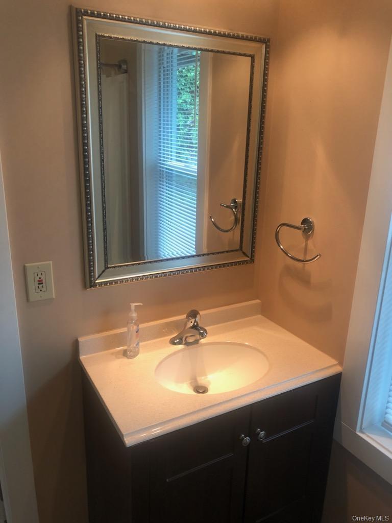 18 Wiltwyck Avenue Property Photo 8