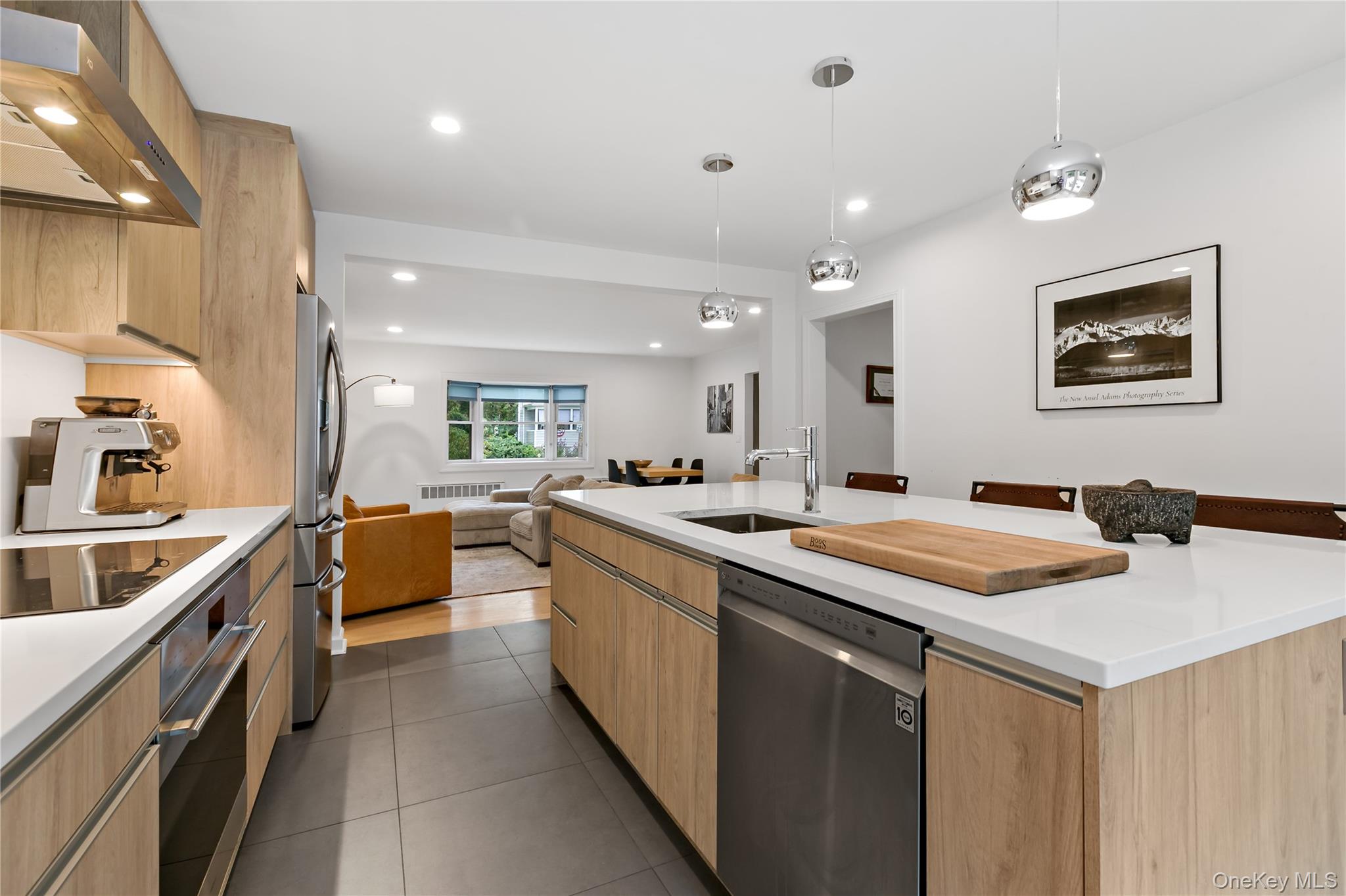 16 Brook Street Property Photo 6