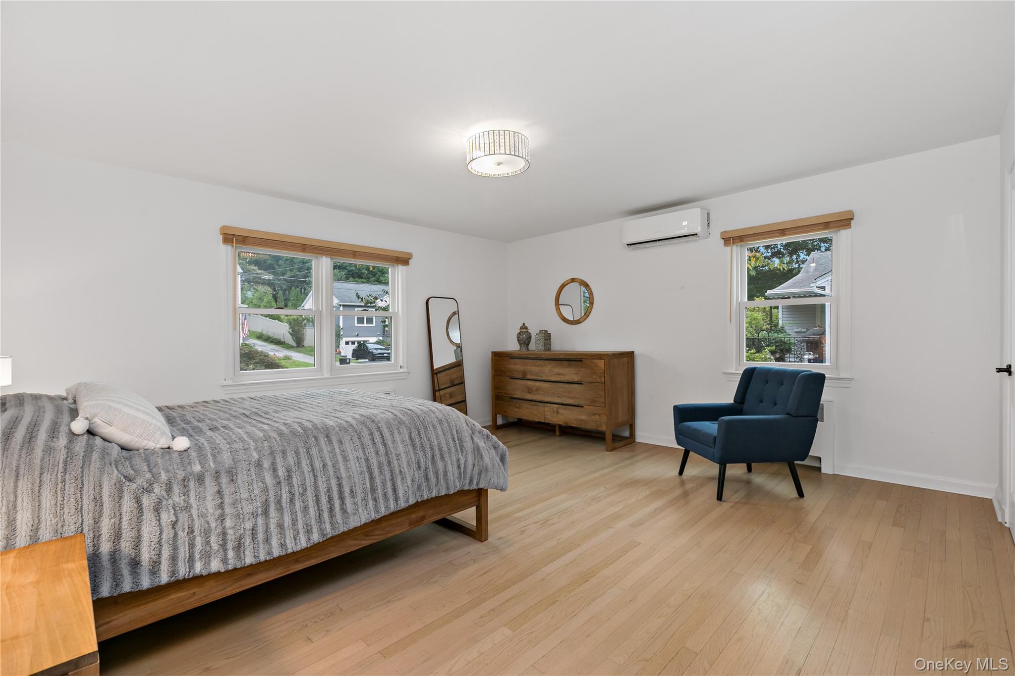 16 Brook Street Property Photo 11