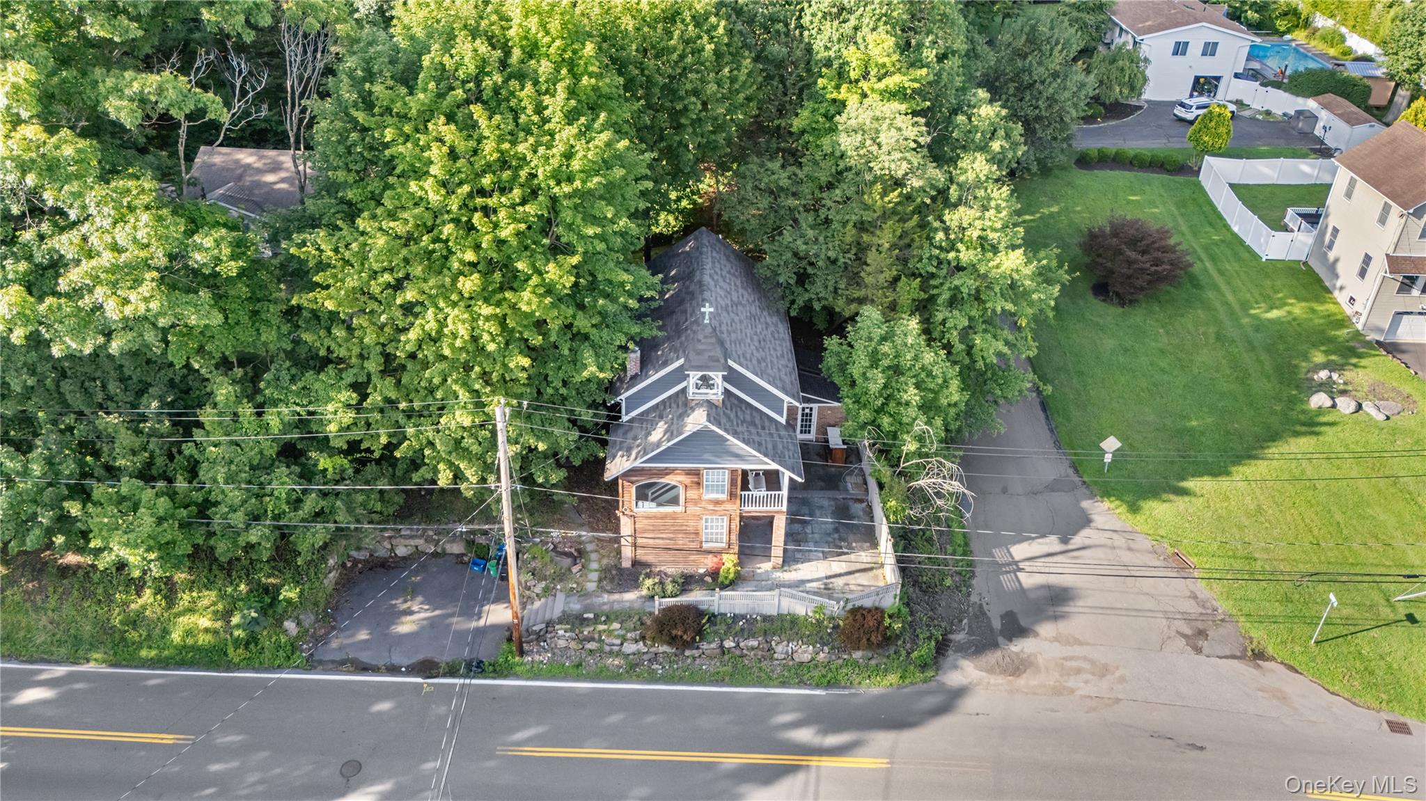 697 S Mountain Road Property Photo 31