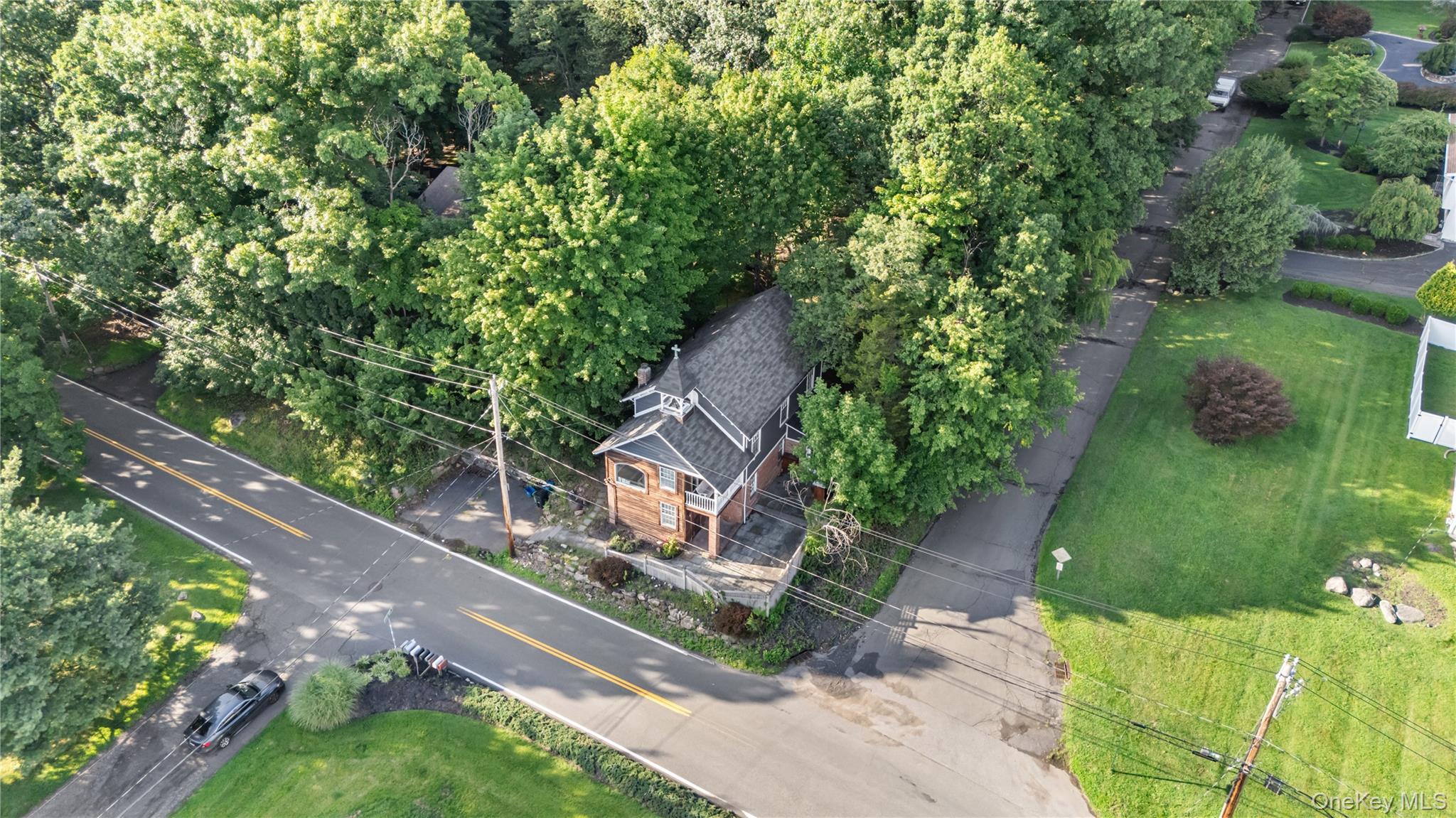 697 S Mountain Road Property Photo 32