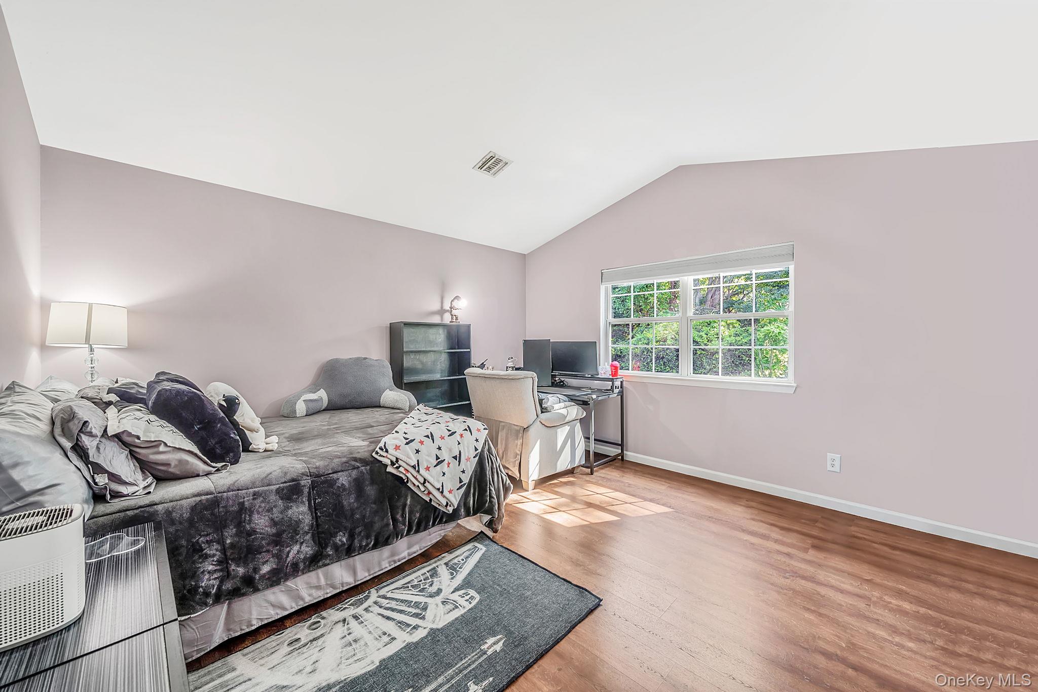 4 Balmoral Court Property Photo 13