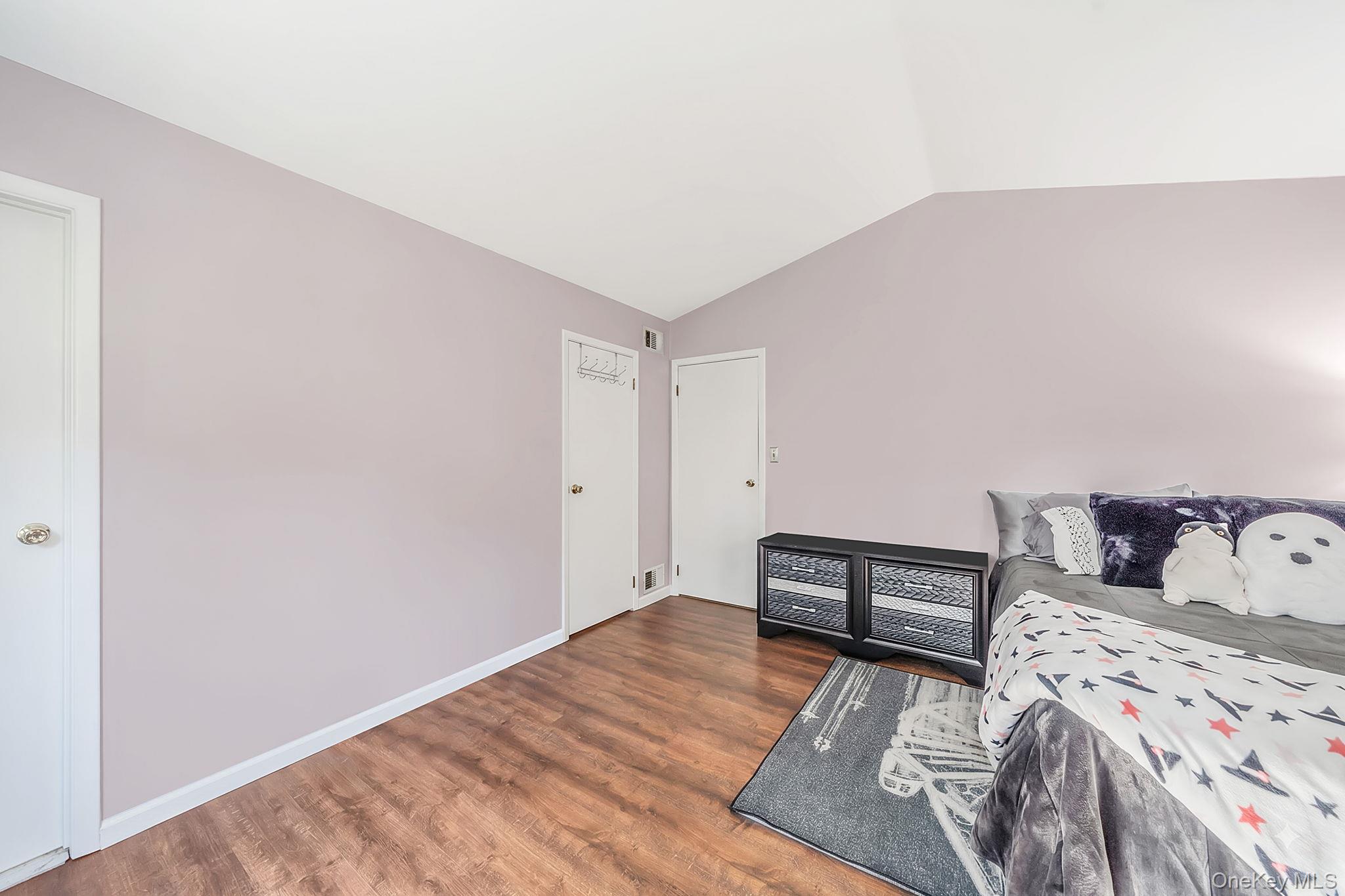 4 Balmoral Court Property Photo 14