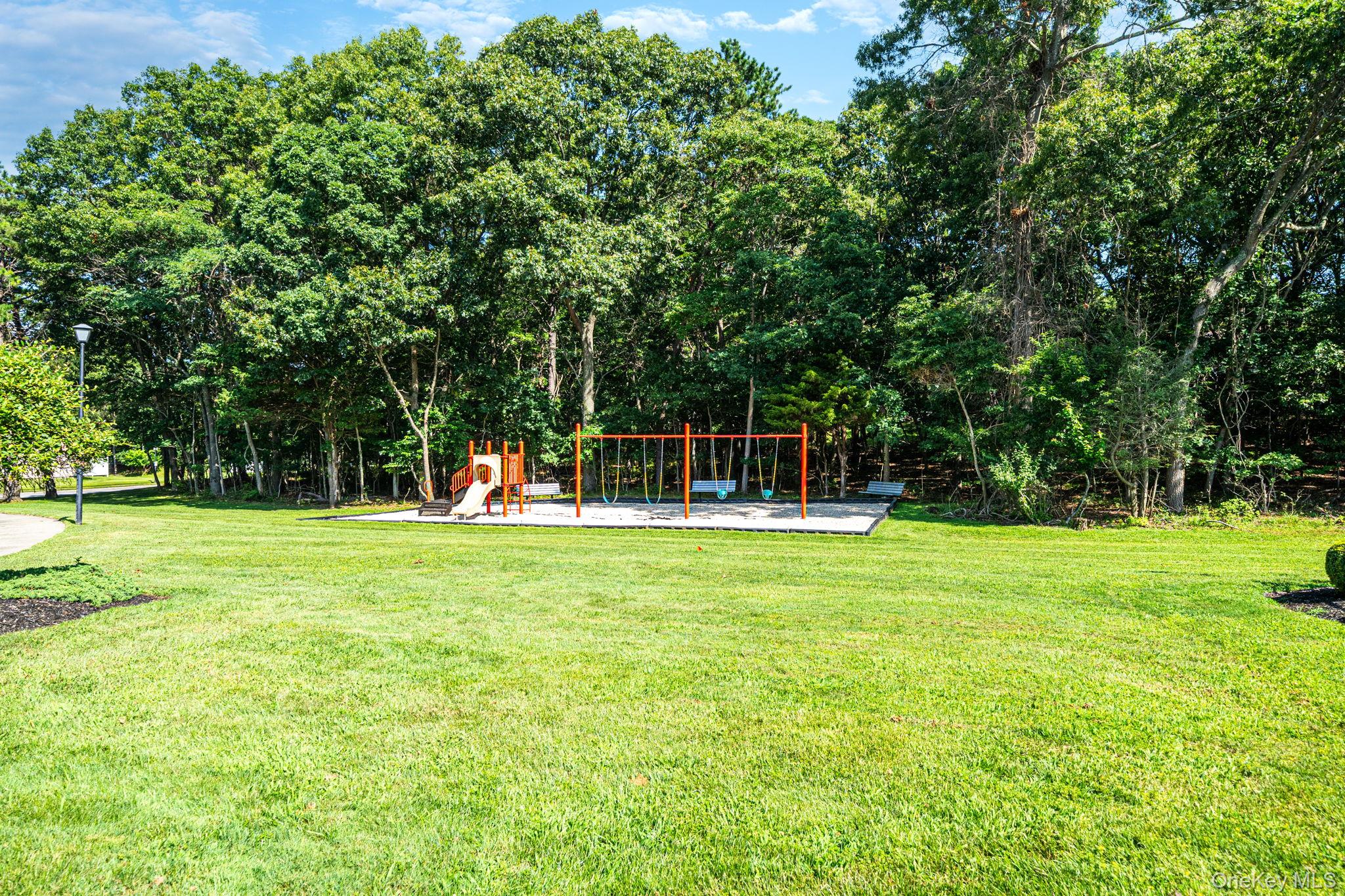 4 Balmoral Court Property Photo 23