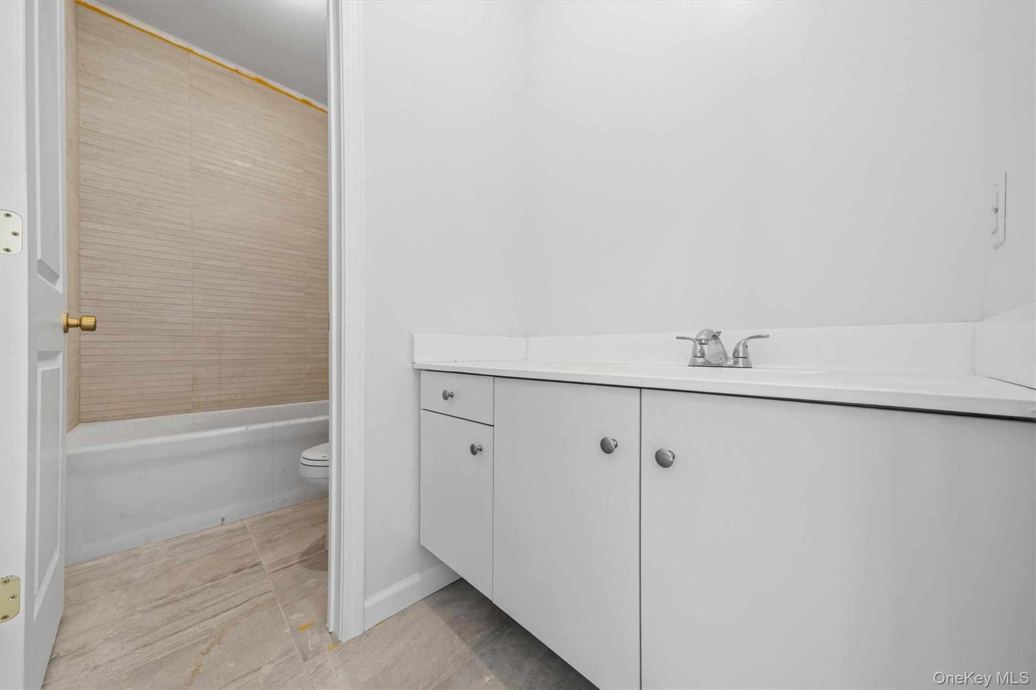 4 Melitz Street 216 Property Photo 38
