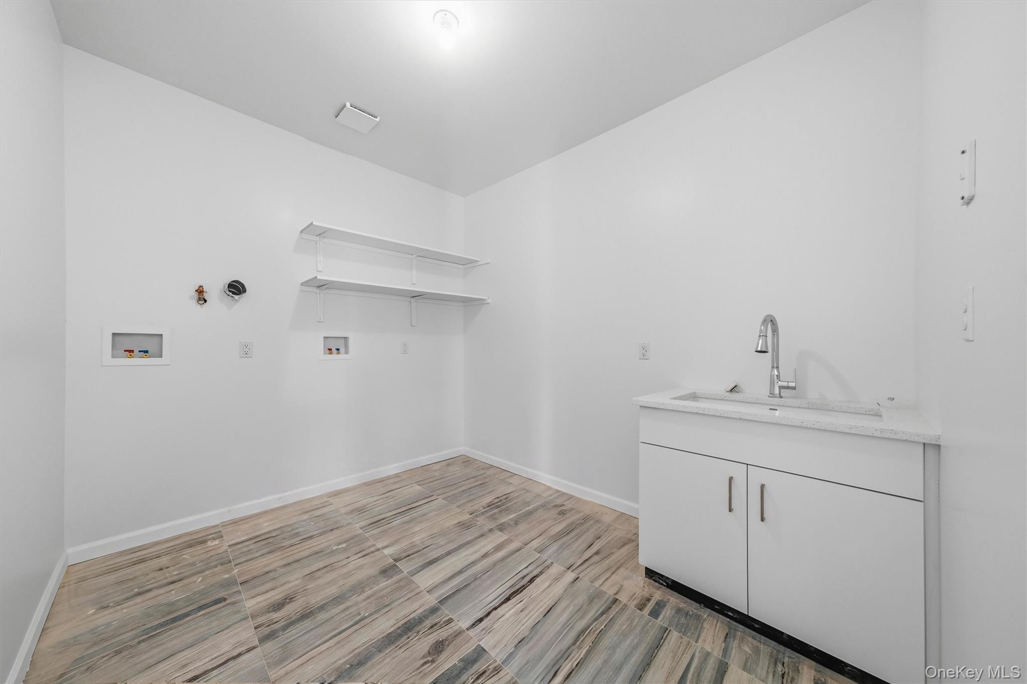 4 Melitz Street 216 Property Photo 40