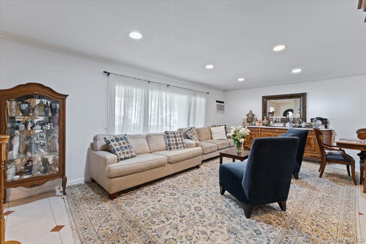 25 Bentley Road Property Photo 6