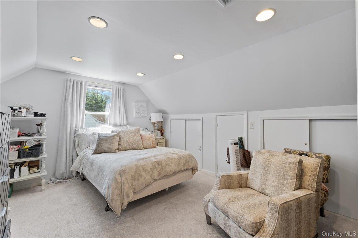 25 Bentley Road Property Photo 11