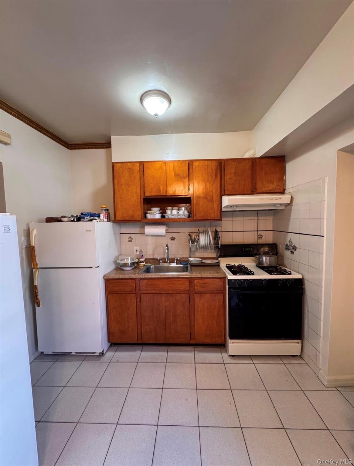 3127 84th Street Property Photo 10