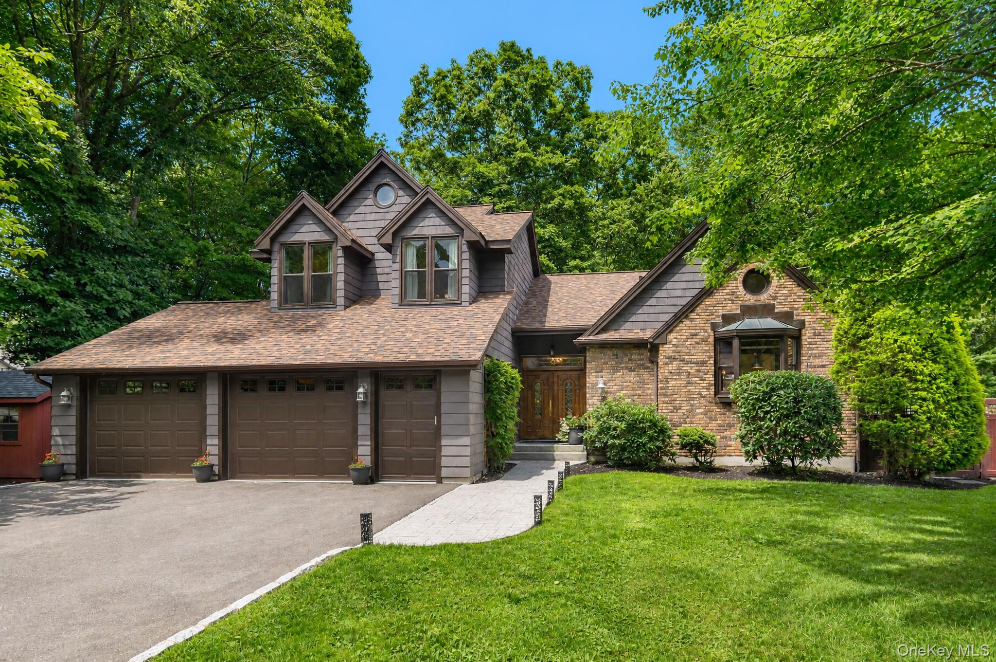 11 Coach Hill Drive Danbury, Ct Property Photo 1