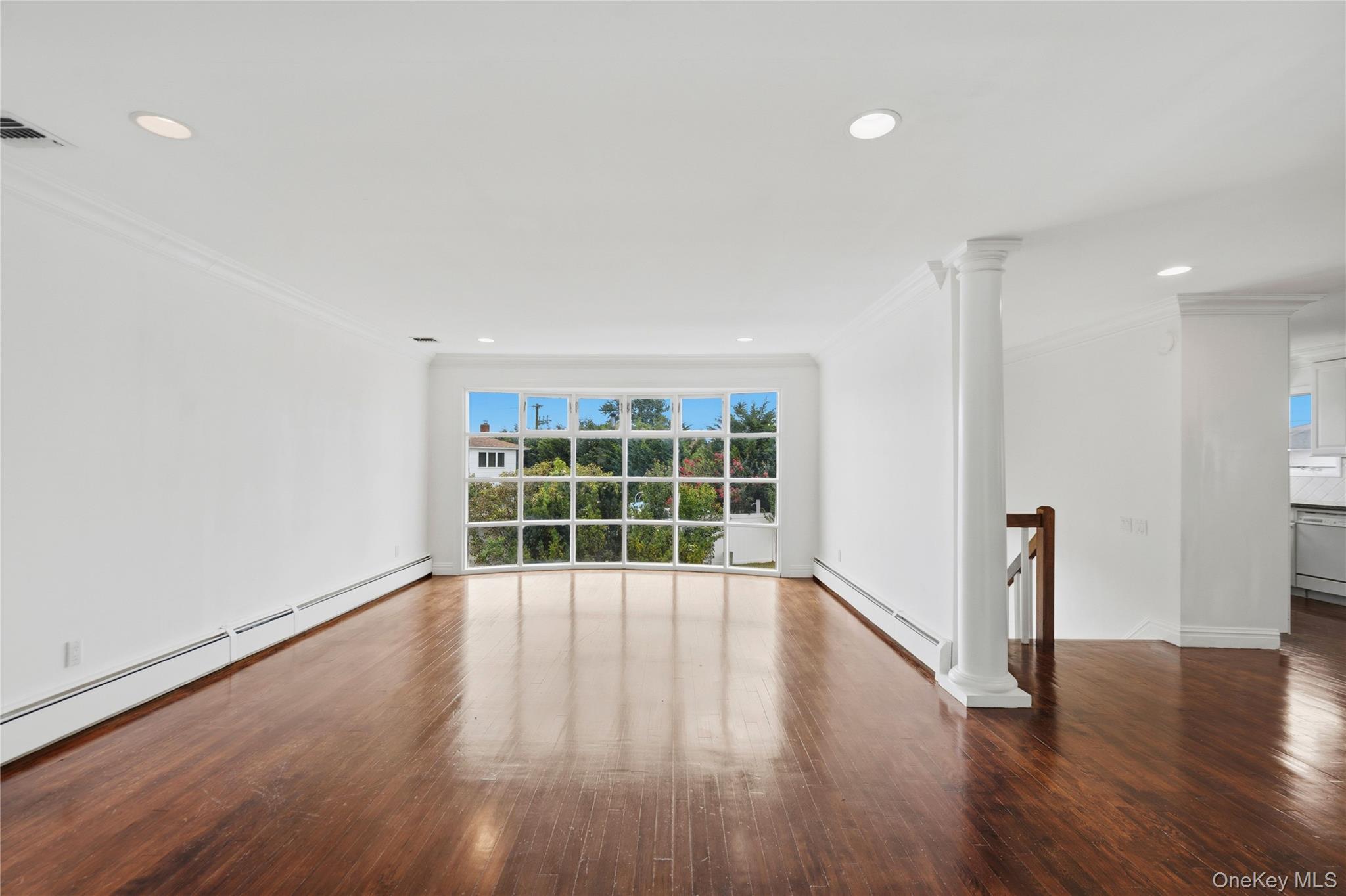 2054 Whalen Avenue Property Photo 6