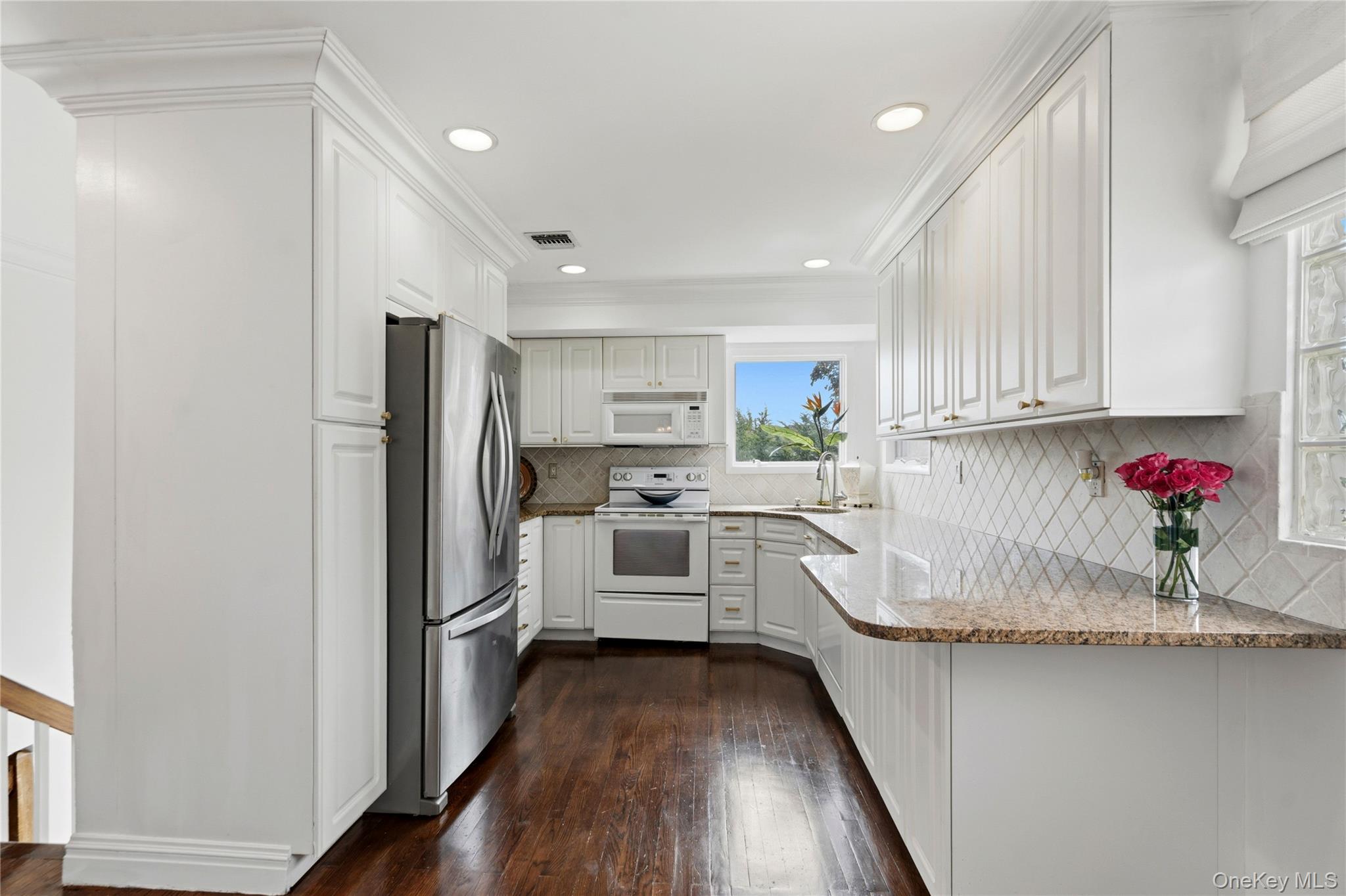 2054 Whalen Avenue Property Photo 13