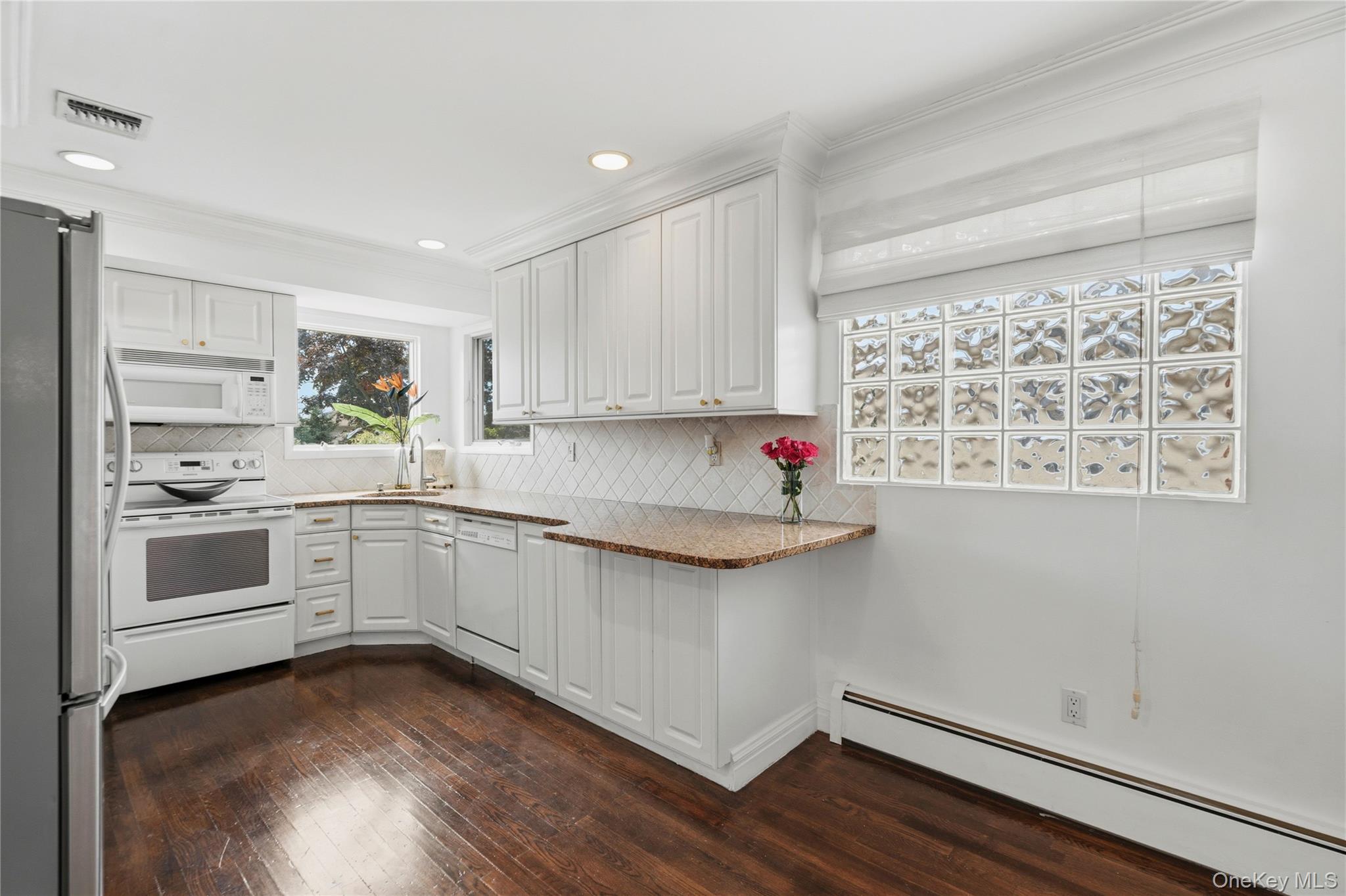 2054 Whalen Avenue Property Photo 17
