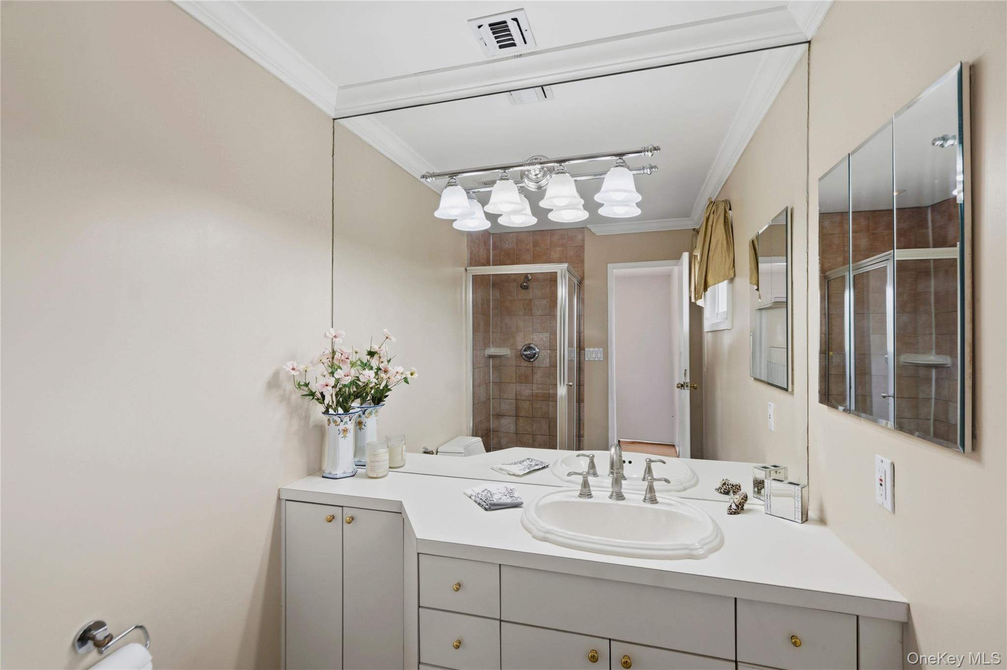 2054 Whalen Avenue Property Photo 22