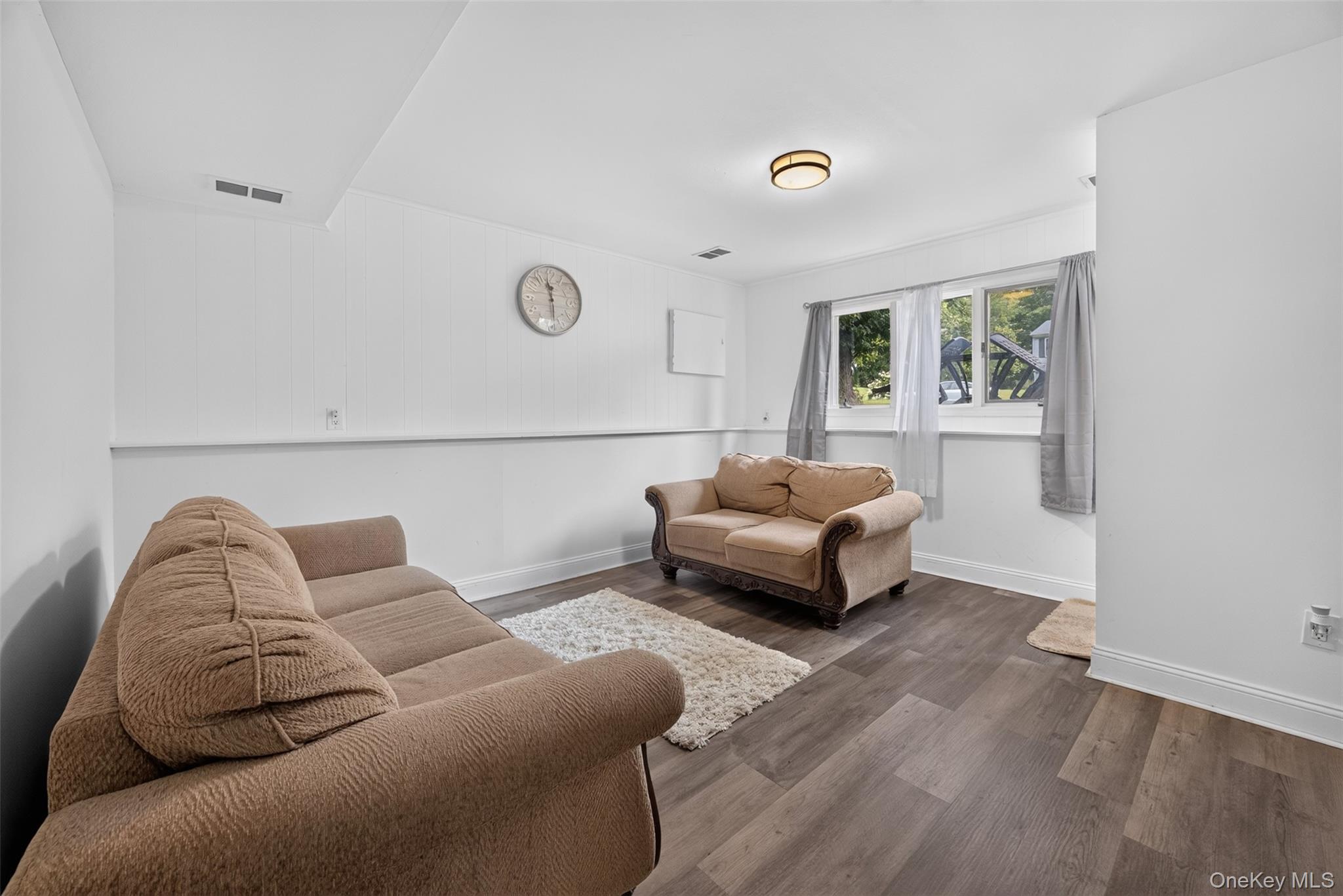 32 Surrey Road Property Photo 27