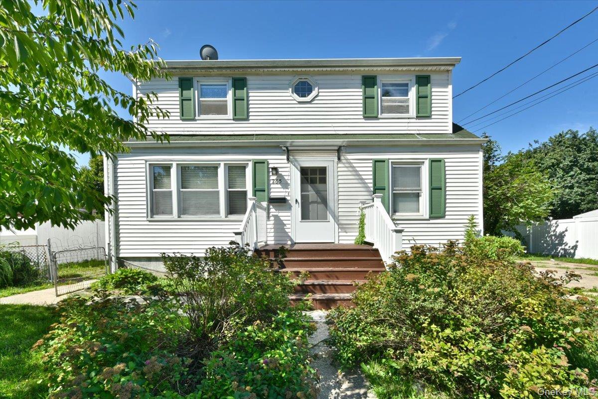 265 S Delaware Avenue Property Photo 1