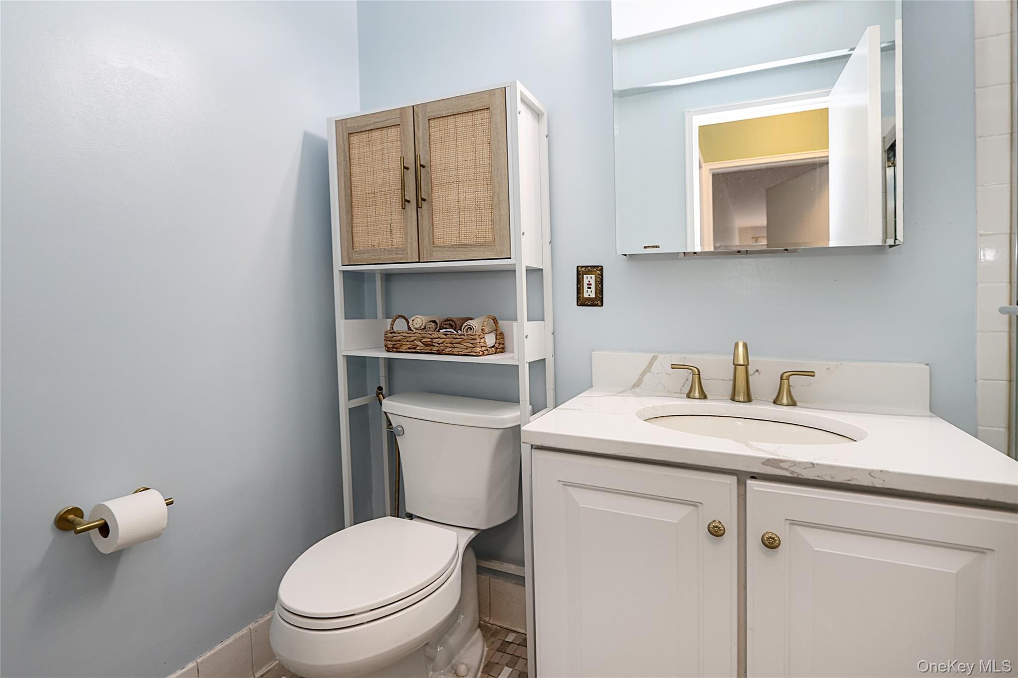 100 Lincoln Avenue 3d Property Photo 17