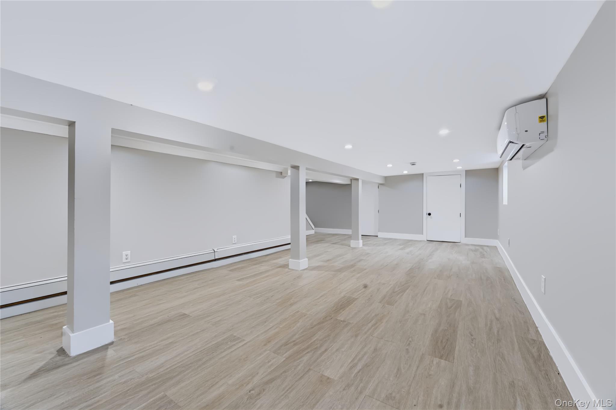 1227 E 222nd Street Property Photo 19