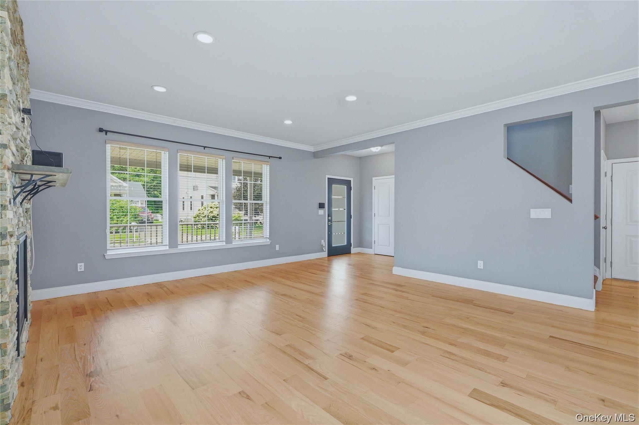 9 Emerson Terrace Property Photo 5
